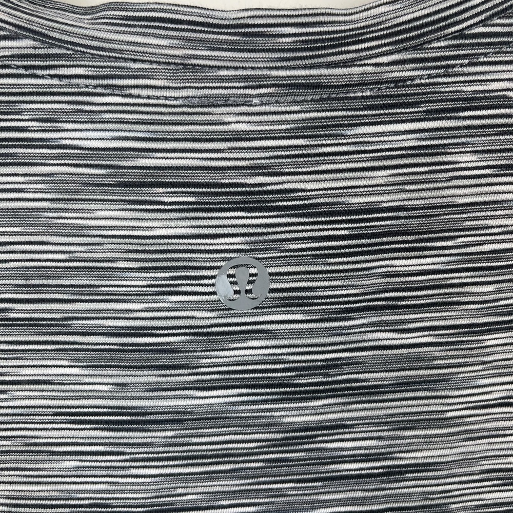Lululemon Black & White Short Sleeve Shirt - Picture 6 of 11